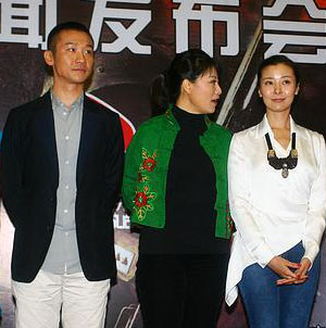 《远征军》不惧与《团长》PK 张丰毅秀英文(图)