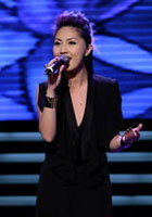 Miriam Yeung sings