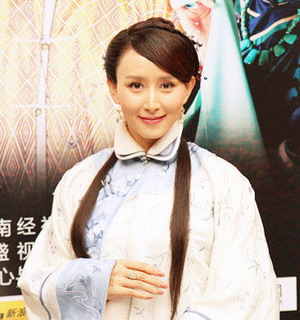 胡静《斗红颜》戏内当导演 被儿子冷落一个月