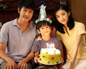 《新妈妈》生日剧照 迷你彬见证陆毅景甜爱情