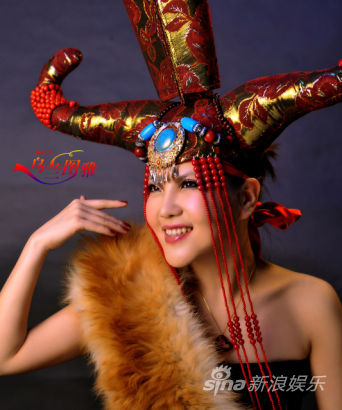 乌兰图雅《我的蒙古马》:马年吹来民族情