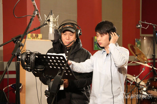 李诚儒携子李大海献声公益歌曲传递正能量