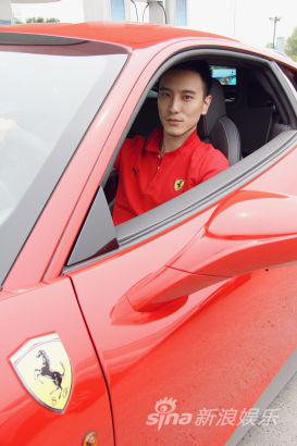 王阳明出席上海赛车活动