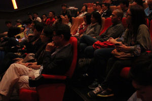 《闯入者》釜山观众热情高 金基德现身