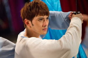 《精武青春》将映 徐正曦化身高手校草