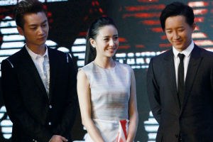 《威虎山》佟丽娅被誉战斗力最强卫生员