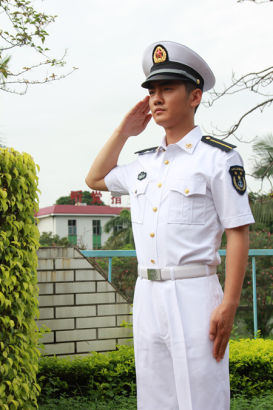 《天生要完美》洪连城萌贱男秒变硬汉