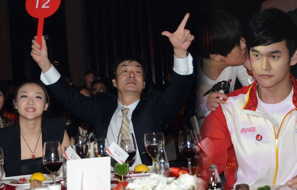 姴����15��Ԫ�������������Ӿ�γ��͸�Ů��姷���Ϊ���˹�ע�Ľ��㡣