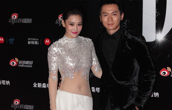 2013��1��14����������2012΢��֮ҹ����ڱ�����ó���У����µ����ܰ��ǣ�����ࡣ