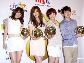 S.H.E��嶼θ�ӵ���׽���#����ʵ����϶�