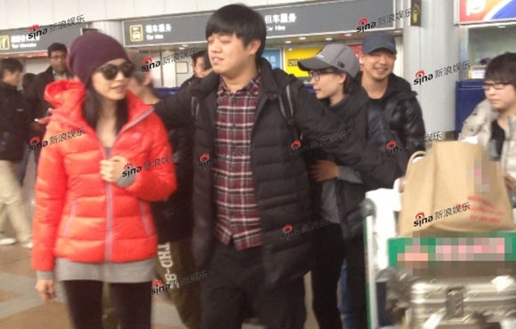 Ҧ�������͵������������������������׶�̨ͬ���࣬��㾵ͷ��ȫ��΢Ц��