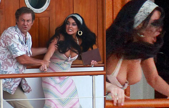 ����-�޺������������ȹ����������Ƭ����һ��������ִŤ��������Щ¶�㡣