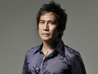 齐秦拔火罐意外烧伤