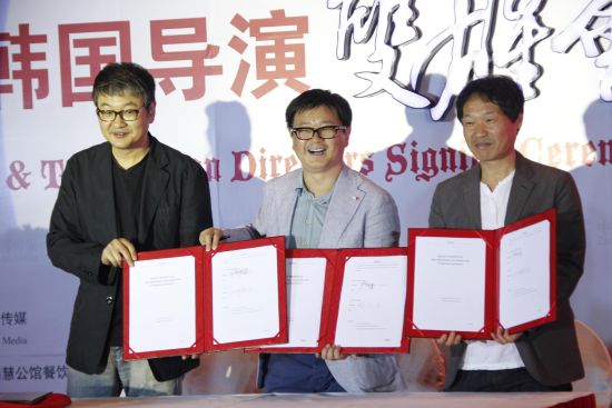 许秦豪（左）、郭在容（右）收归旗下