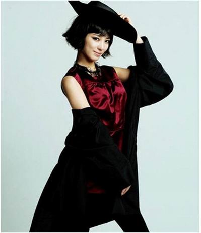 资料图片：韩国气质美女演员李素妍写真(8)