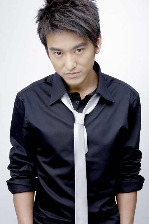 资料图片：演员袁文康精彩写真(6)