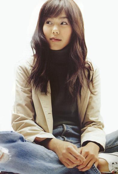 资料图片：韩国女星金敏喜精美写真(11)