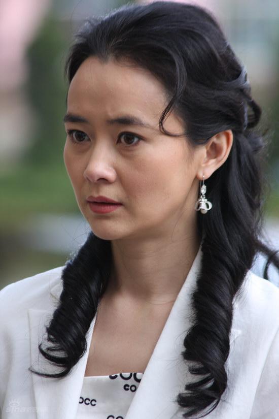 资料图片:电视剧《父亲的诺言》精彩剧照(1)