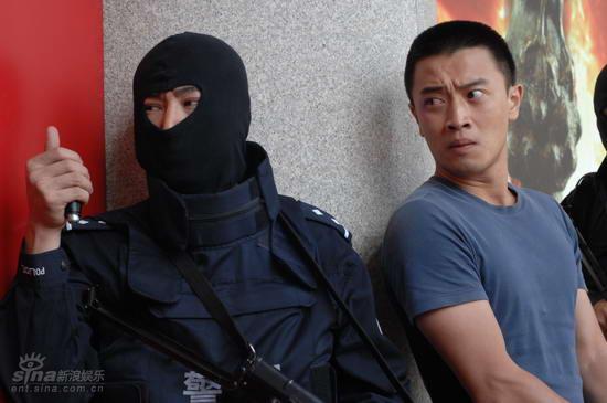 资料图片:电影《硬汉》剧照(54)