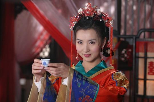 资料图片:电视剧《恶妻在身边》精彩剧照(31)