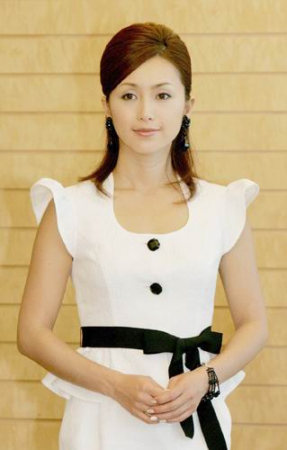 酒井法子(资料图) 酒井法子(资料图)