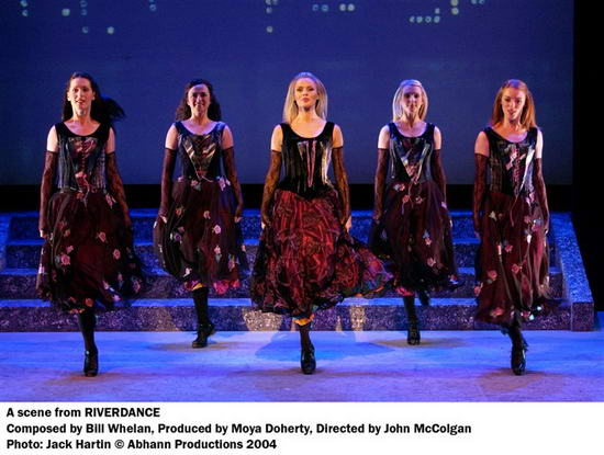 资料:爱尔兰踢踏舞《大河之舞》剧照(16)