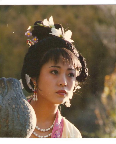资料：话剧《饭局》B角主演--李佳
