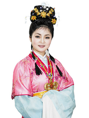 朝鲜歌剧《红楼梦》宝钗神似张莉(图)