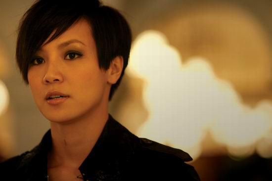 “男人婆”何韵诗将亮相《首映》畅谈爱情(图)_影音娱乐_新浪网