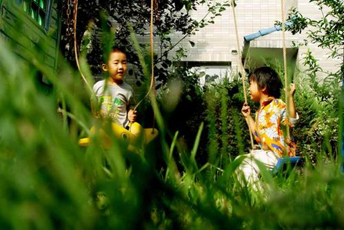 儿童纪录电影《小人国》 倡导快乐由孩子掌控