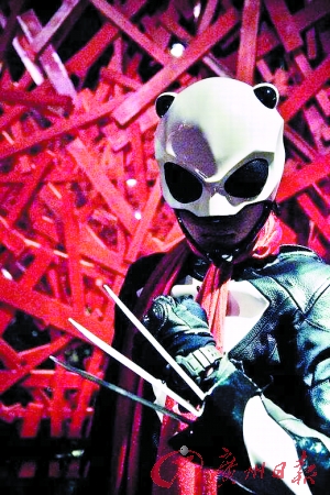 《熊猫人》收视一跌再跌 卫视版地面版一样弱智_影音娱乐_新浪网