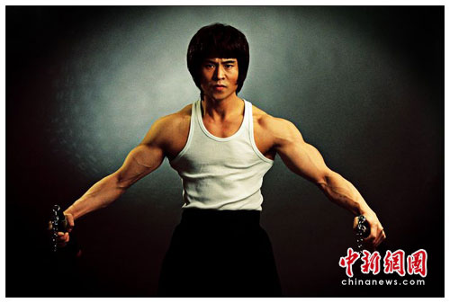 昔日武术冠军挤掉陈国坤 出演李小龙赴美学拳