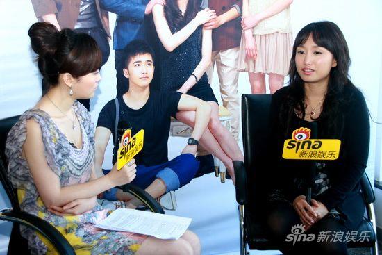 《80'后》民网启动 李芳芳念拍出80后群体影象