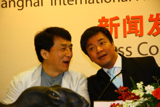 上海市对外文化交流协会和成龙慈善基金会作为指导单位的"上海国际片