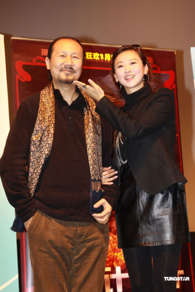 翁虹“调戏”腾格尔