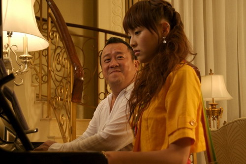 �����ӡ�Ʊ��Ʈ�����̵��ϴ���Ļ������(��ͼ)