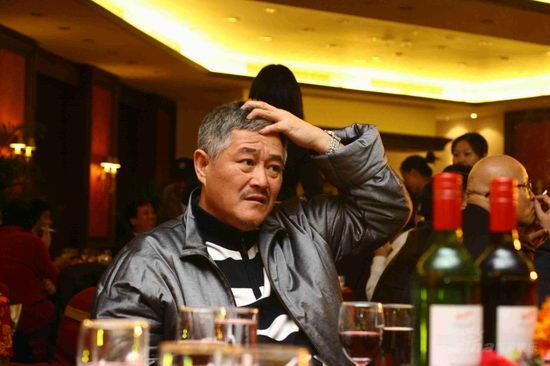《集结号》大摆庆功宴 赵本山葛优等捧场【图】