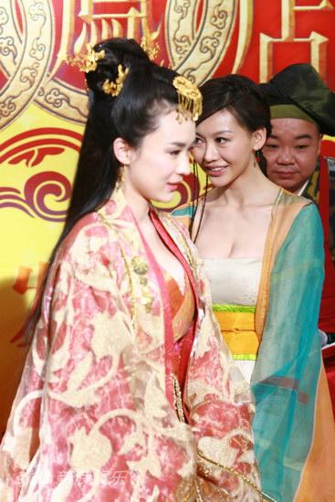 大s《龙凤店》暴打任贤齐 演绎心跳爱情戏(图)