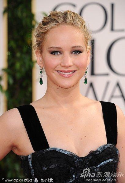 图文:68届金球奖红毯-詹妮弗劳伦斯微笑_影音娱乐_新浪网