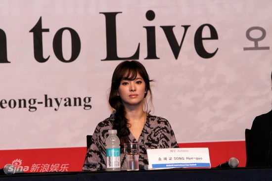 �λ���̨�ϰ���