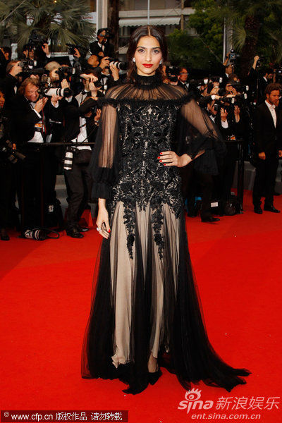 ӡ��Ů������ķ������