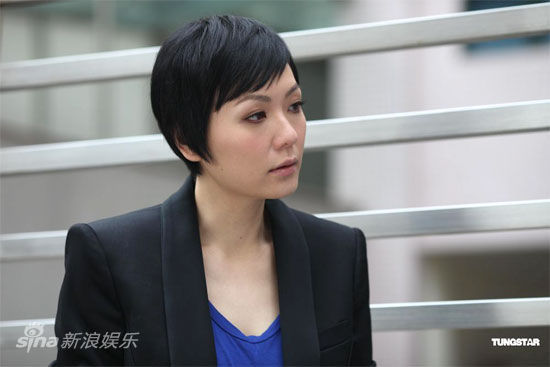 图文:《低俗喜剧》剧照-田蕊妮剧照_影音娱乐_新浪网