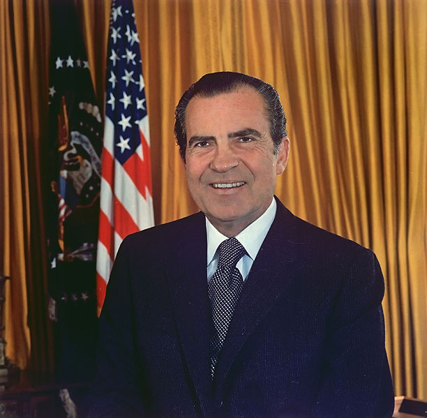 回顾篇:电视秀里的美国总统 尼克松的尴尬汗水