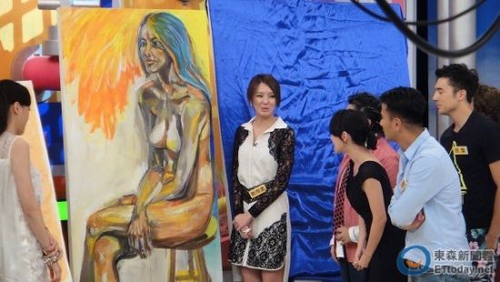 台嫩模裸体素描被看来不及遮 小s赞值得