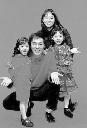焦恩俊博客诉苦法庭判决失去女儿监护权(图)