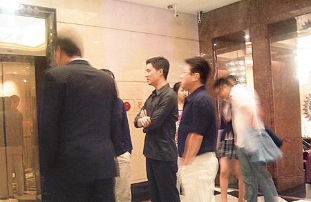 小s不怕老公泡夜店 录《康熙》一千集有感而发