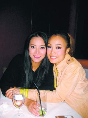 霍汶希称twins今年难重聚 阿娇正在学功夫【图】