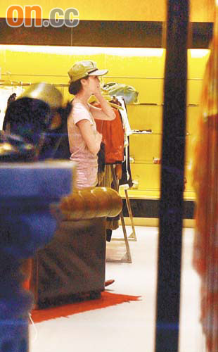 阿sa10分钟花掉千元 许志安苏永康结伴血拼【图】