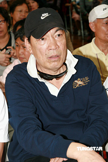 “大傻”成奎安因鼻咽癌扩散病逝享年54岁