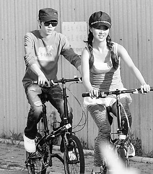 Ѧ����������֢��Ѱ��������һʱ���򷽴�ͬ��ȣ�����ͬ��Ѧ������һͬ�ﵥ��ɢ��